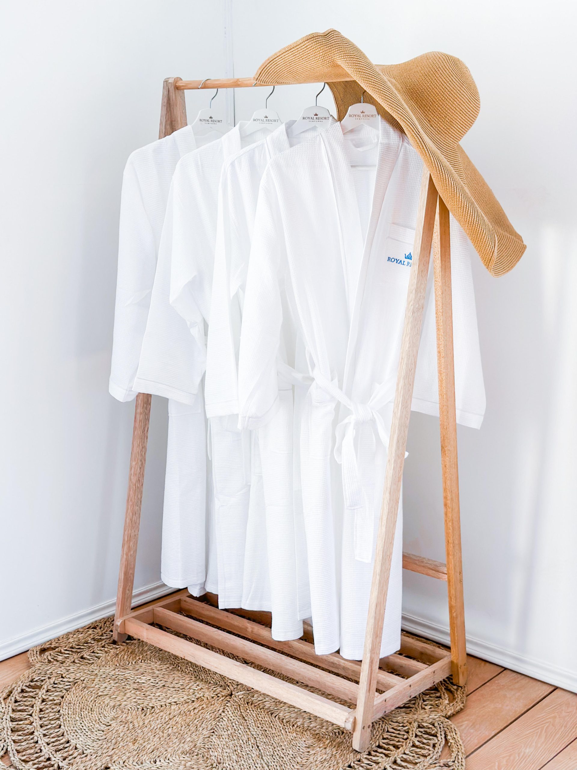 Clothes storage and hangers